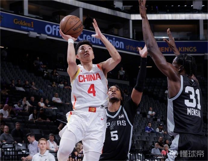 亚冠精英赛积分榜：成都和海港仍列10和12位，町田升至次席