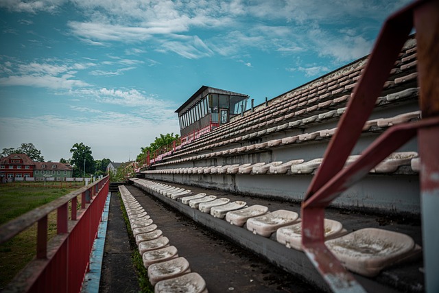 相比之下 相比之下